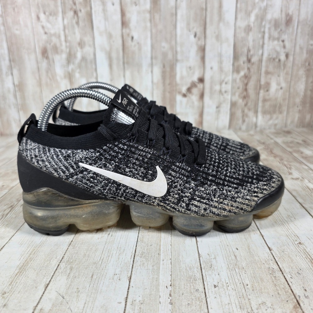 Nike Air VaporMax 3.0 Women's Running Shoes Sneakers Black White AJ6910-001‎